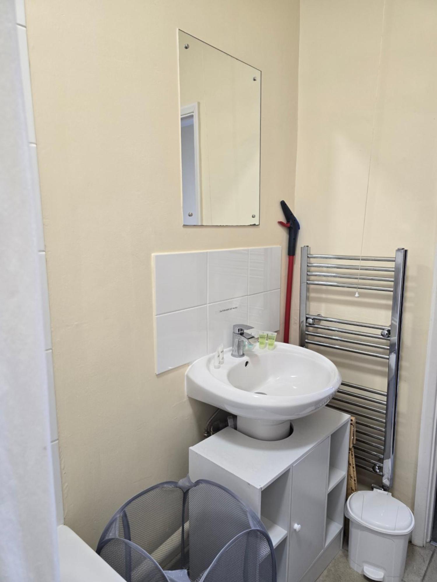 Appartement 14B Malden à Watford  Extérieur photo